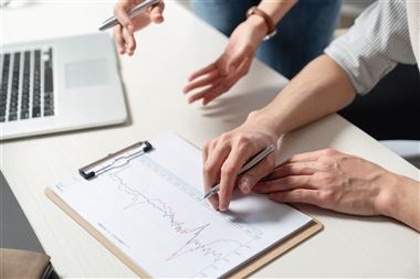 聚焦主業(yè)，埃斯頓控股子公司擬2.45億元出售揚州曙光48%股權(quán)