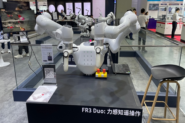 抢占机器人产业“制高点”：深圳新三年方案剑指全球高地